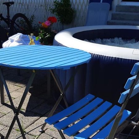 Gite La Petite Maison Horlogere Et Jacuzzi , Raquettes Les Fontenelles Exterior photo